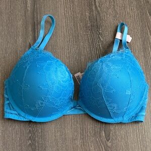 Victoria's Secret NWOT Blue Very Sexy Plunge Push Up Bra 30D